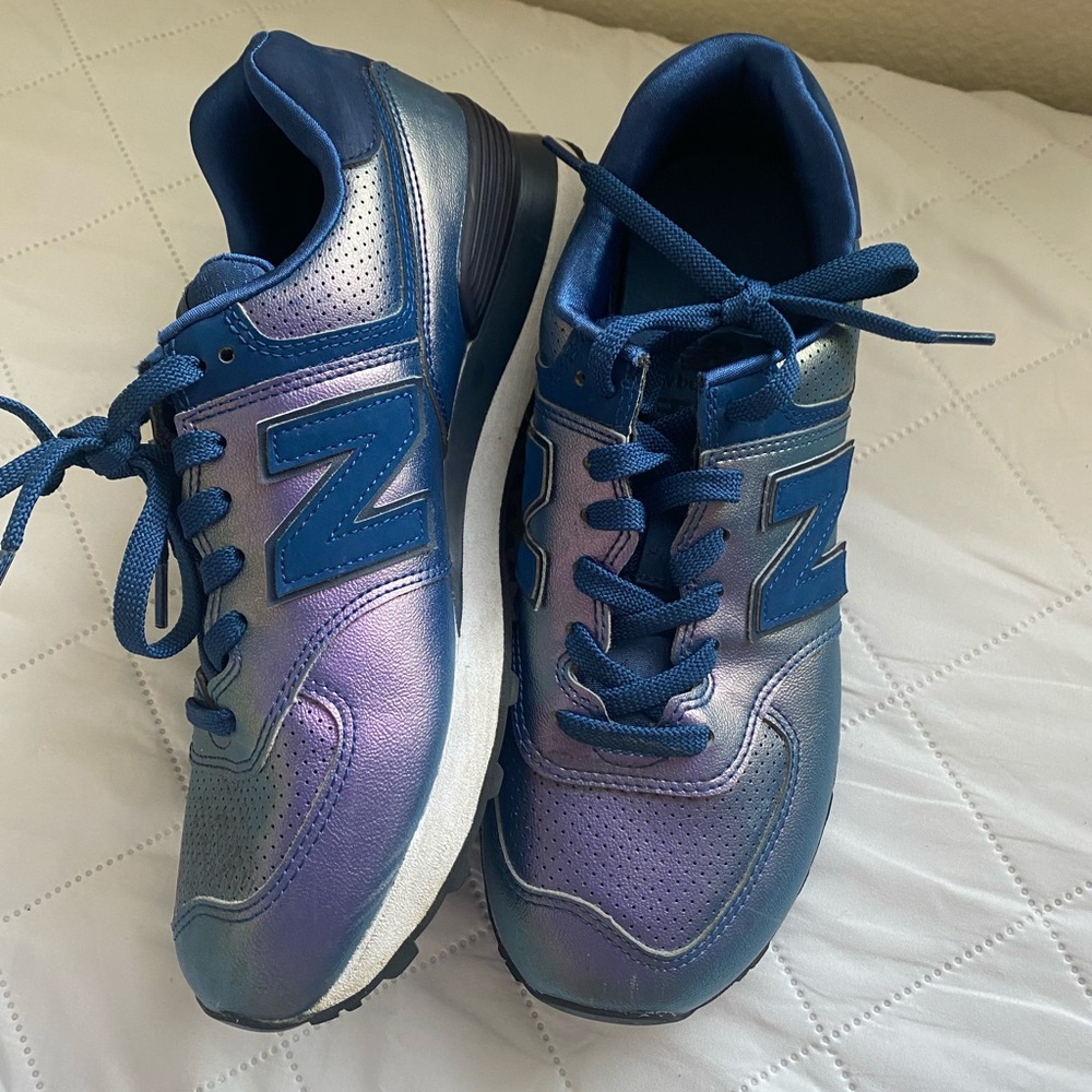 NEW BALANCES SIZE 7.5